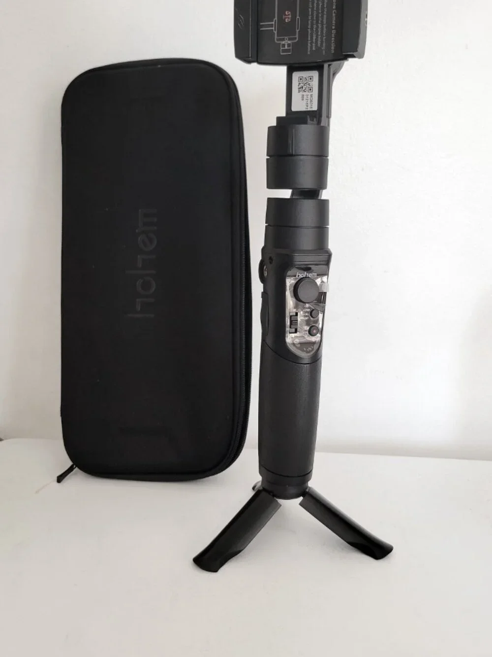 Hohem iSteady 3-Axis Gimbal Stabilizer For Vlogging